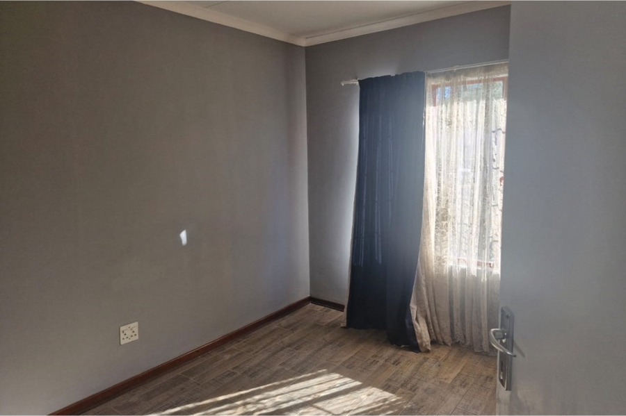 3 Bedroom Property for Sale in Wilkoppies North West